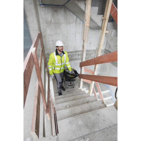 Mokro-suchý vysavač se zásuvkou KÄRCHER NT 30/1 Tact Te M 1.148-235.0