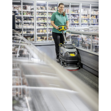 Podlahový mycí stroj s odsáváním KÄRCHER BD 35/15 C Classic Bp Pack 1.783-442.0
