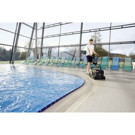 Podlahový mycí stroj s odsáváním KÄRCHER BR 40/10 C Jubilejní edice 1.783-343.0